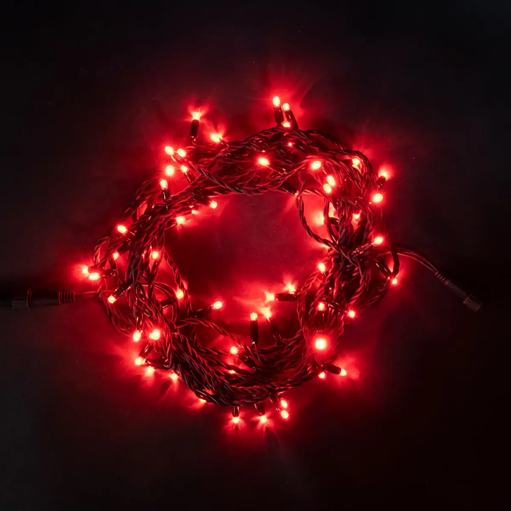 Гирлянда Нить 10м Красная 220В, 75 LED, Провод Черный Каучук, IP54