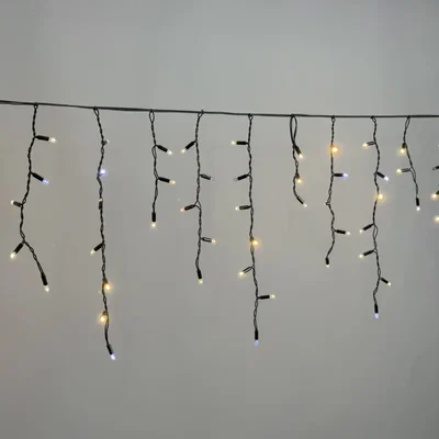 Гирлянда Бахрома 3,1 x 0,5 м Тепло-Белая с Мерцанием Белого Диода 220В, 120 LED, Провод Черный Каучук 2,3мм, IP65