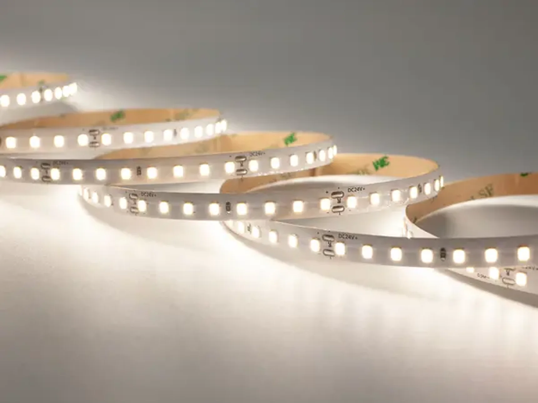 Светодиодная лента 2835 128/м (12Вт/м) 24В нейтральная, серия ПРО125 008912