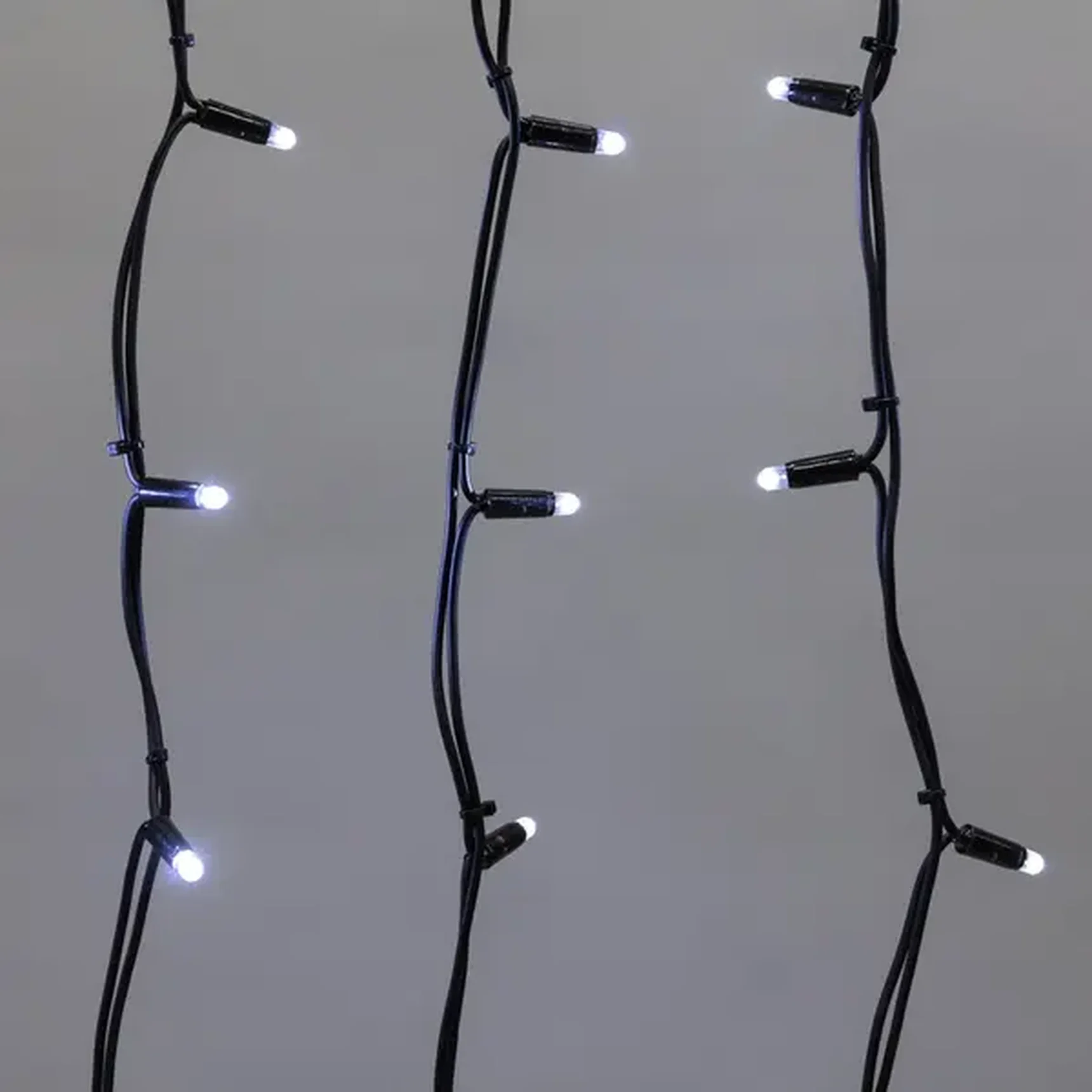 Гирлянда Айсикл (Бахрома) светодиодная 5х0,7 м, 152 LED, черный провод каучук, белое свечение NEON-NIGHT