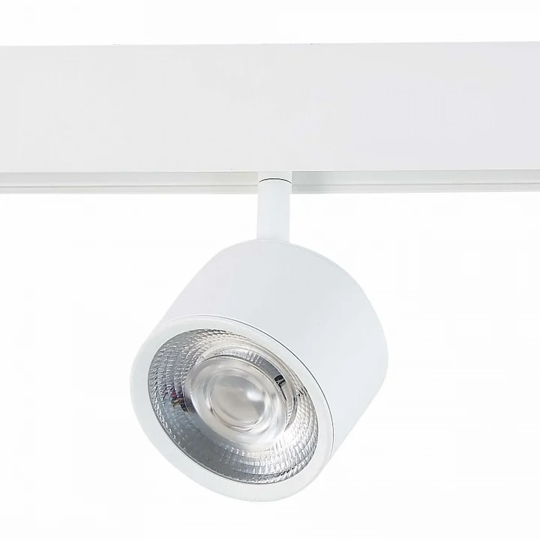 Магнитный трековый светильник белый LED 1*6W 4000K 560Lm Ra>80 36° IP20 L120xW81xH138 48V