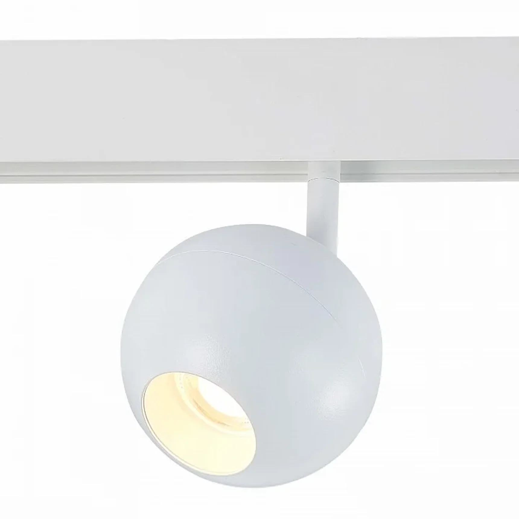 Магнитный трековый светильник белый LED 1*12W 3000K 680Lm Ra>80 36° IP20 L120xW100xH195 48V