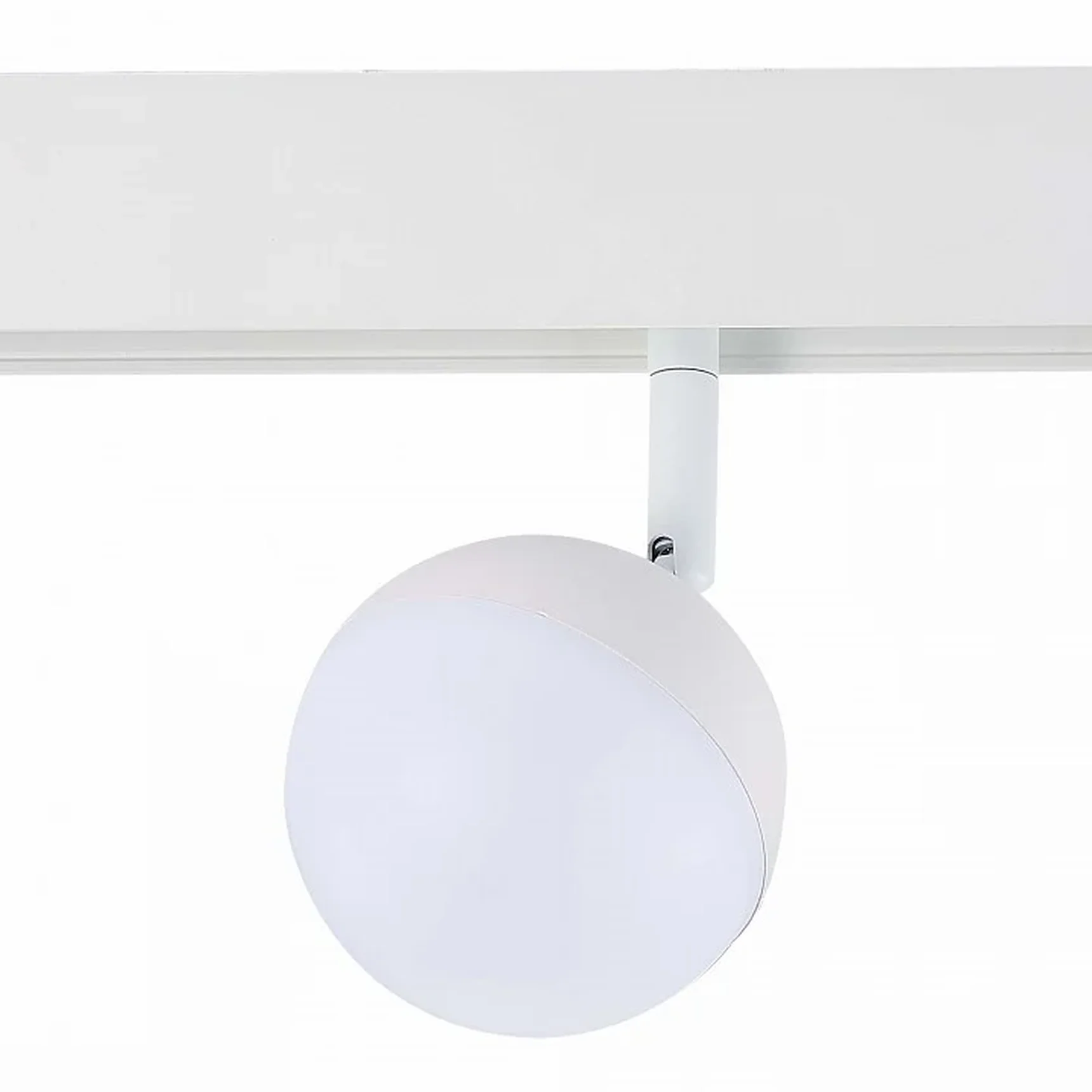 Магнитный трековый светильник белый LED 1*7W 3000K 520Lm Ra>80 120° IP20 L120xW90xH192 48V
