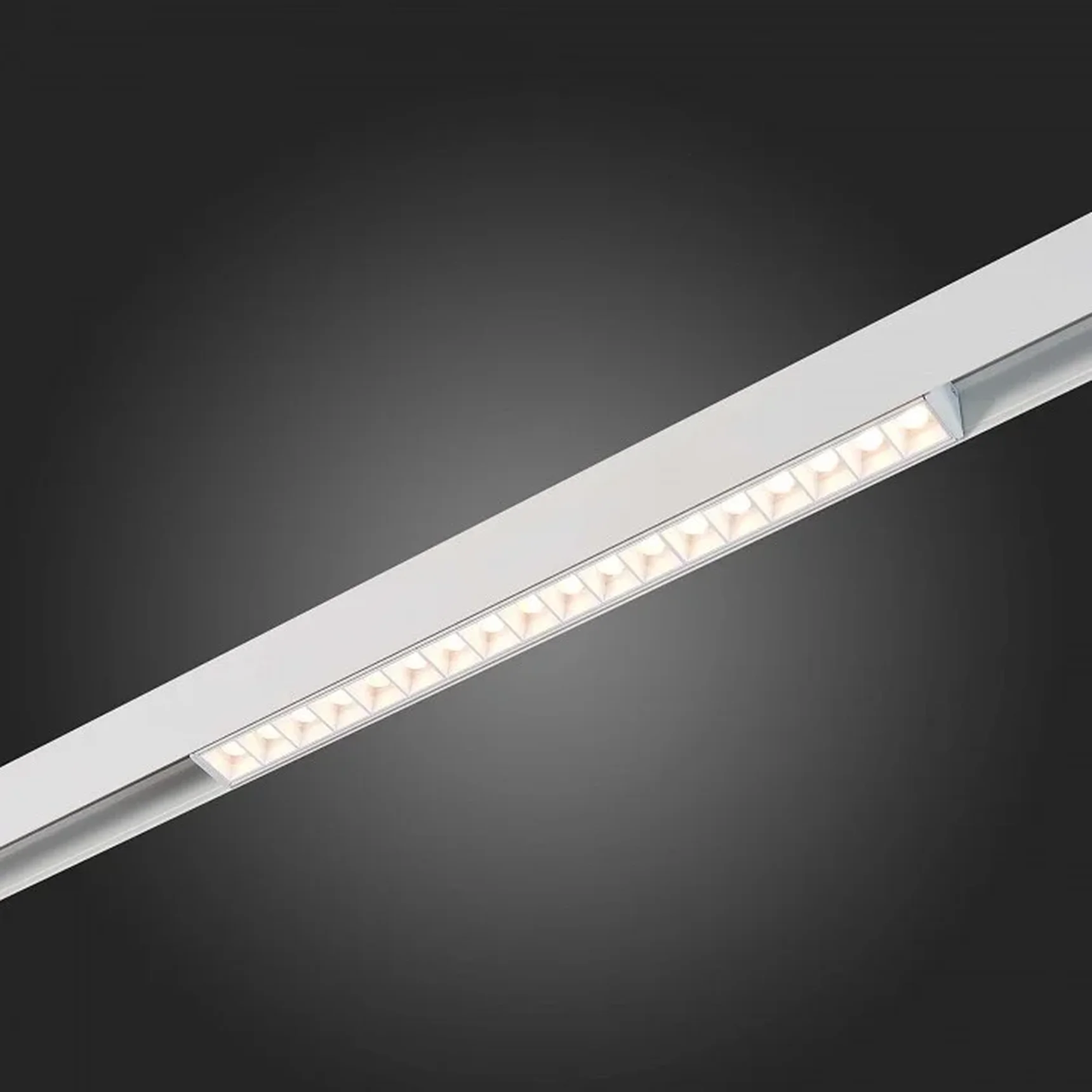 Магнитный трековый светильник белый LED 1*18W 3000K 1 407Lm Ra>80 36° IP20 L331xW22xH44 48V