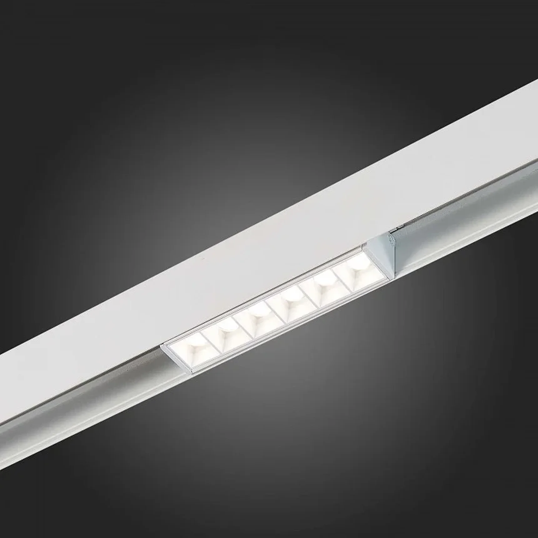 Магнитный трековый светильник белый LED 1*6W 4000K 532Lm Ra>80 36° IP20 L115xW22xH44 48V