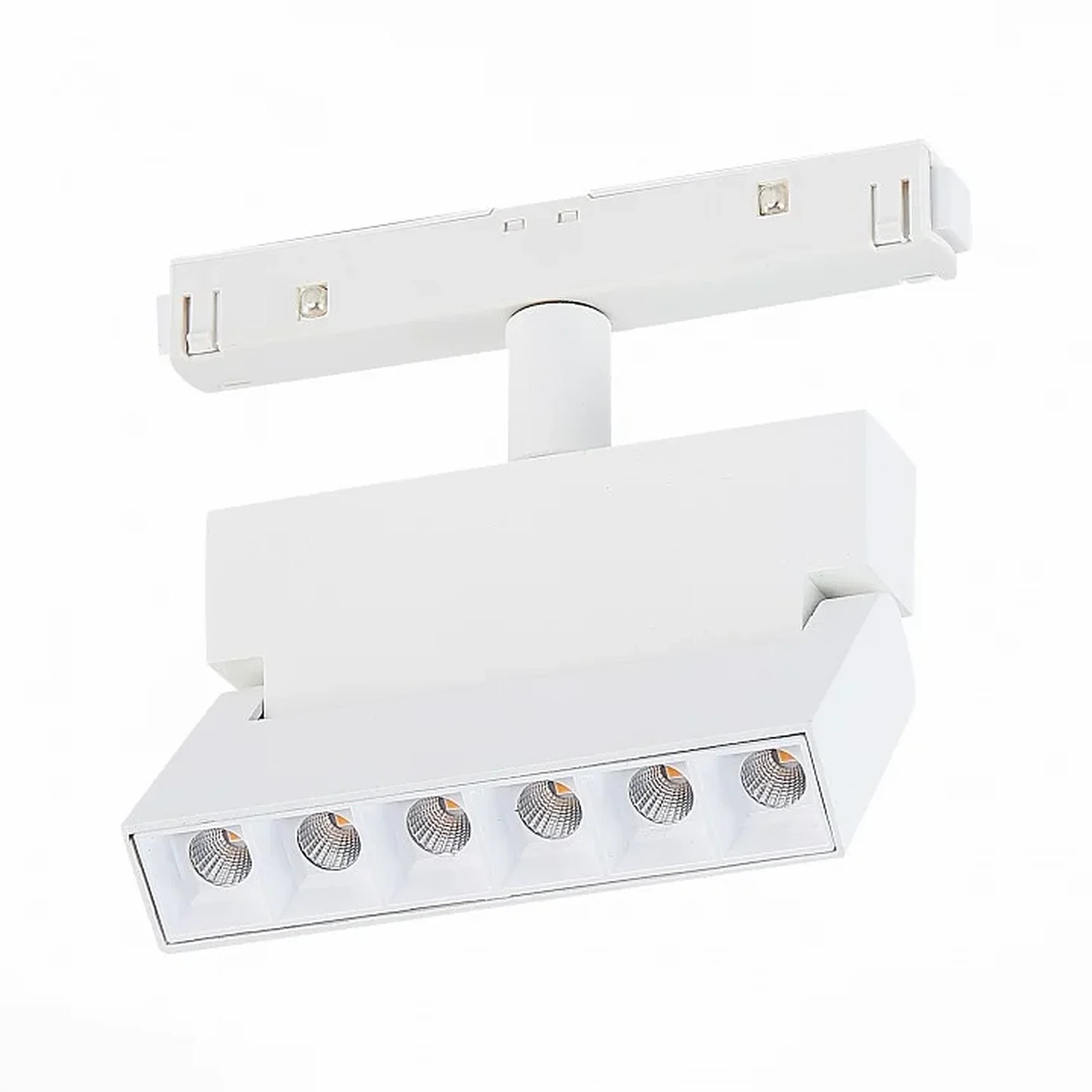 Магнитный трековый светильник белый LED 1*6W 3000K 532Lm Ra>80 36° IP20 L120xW22xH134 48V