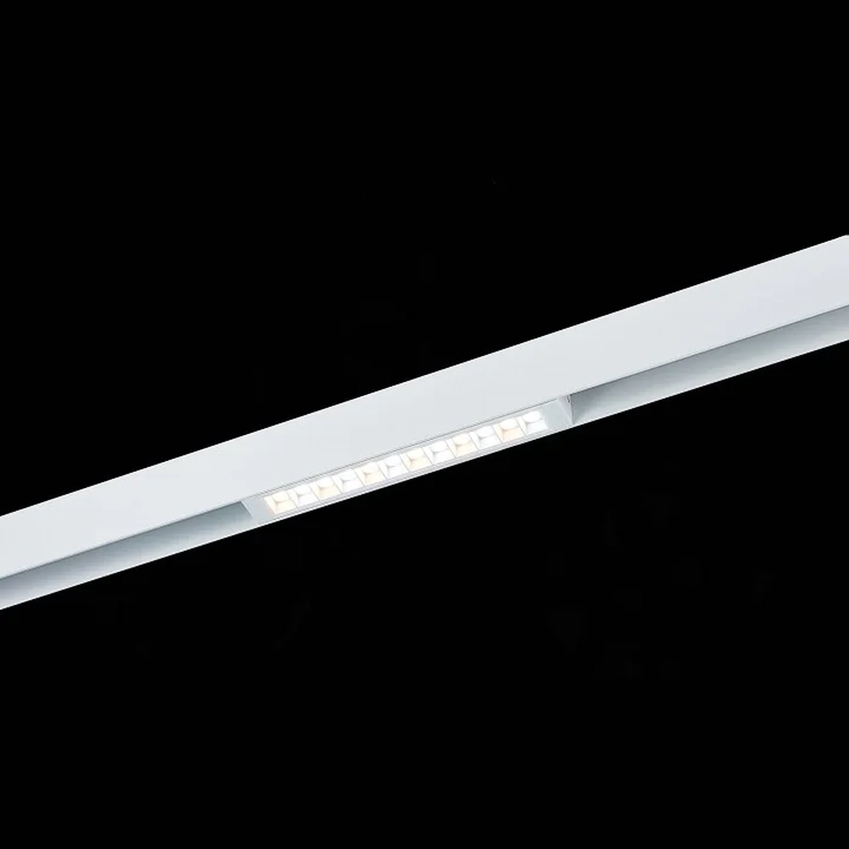 Светильник трековый Белый LED 1*9W 2700K-6000K 700Lm Ra>90 24 IP20 L220xW90xH41 220V