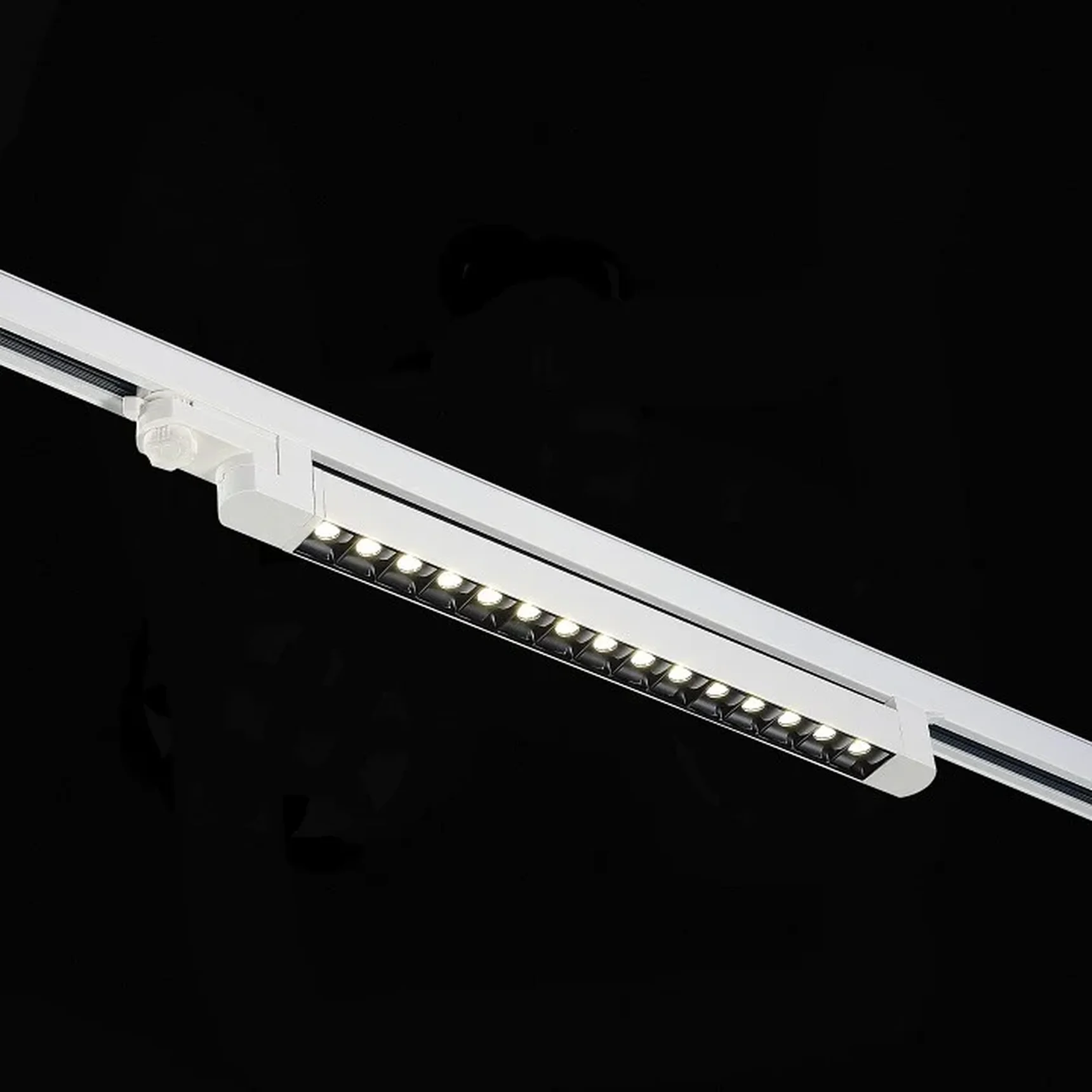 Светильник трековый Белый LED 1*15W 4000K 1 200Lm Ra>90 48° IP20 L535xW33xH73 165-265V