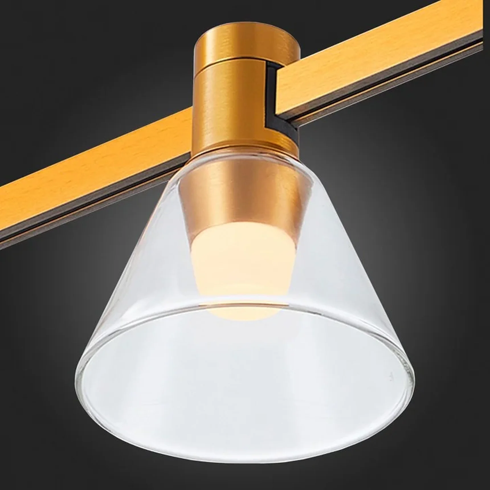 Магнитный трековый светильник FARM Золотистый LED 1*3W 3000K 89Lm Ra90 120 IP20 D90xH102 24V