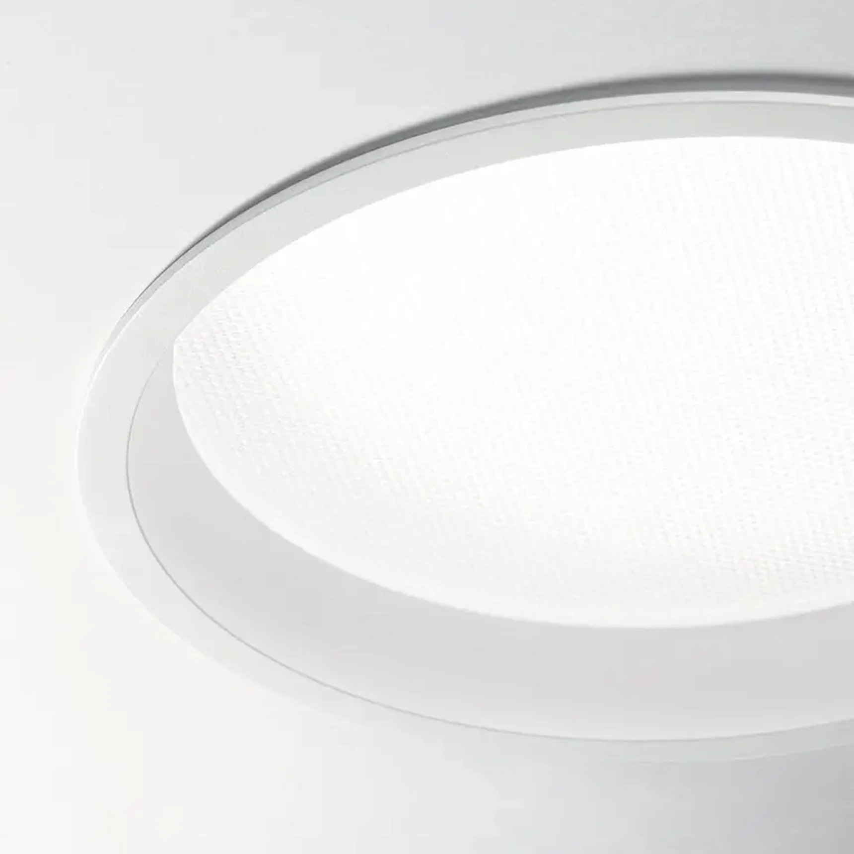 Встраиваемый светодиодный светильник Ideal Lux Deep 20W 4000K 249049