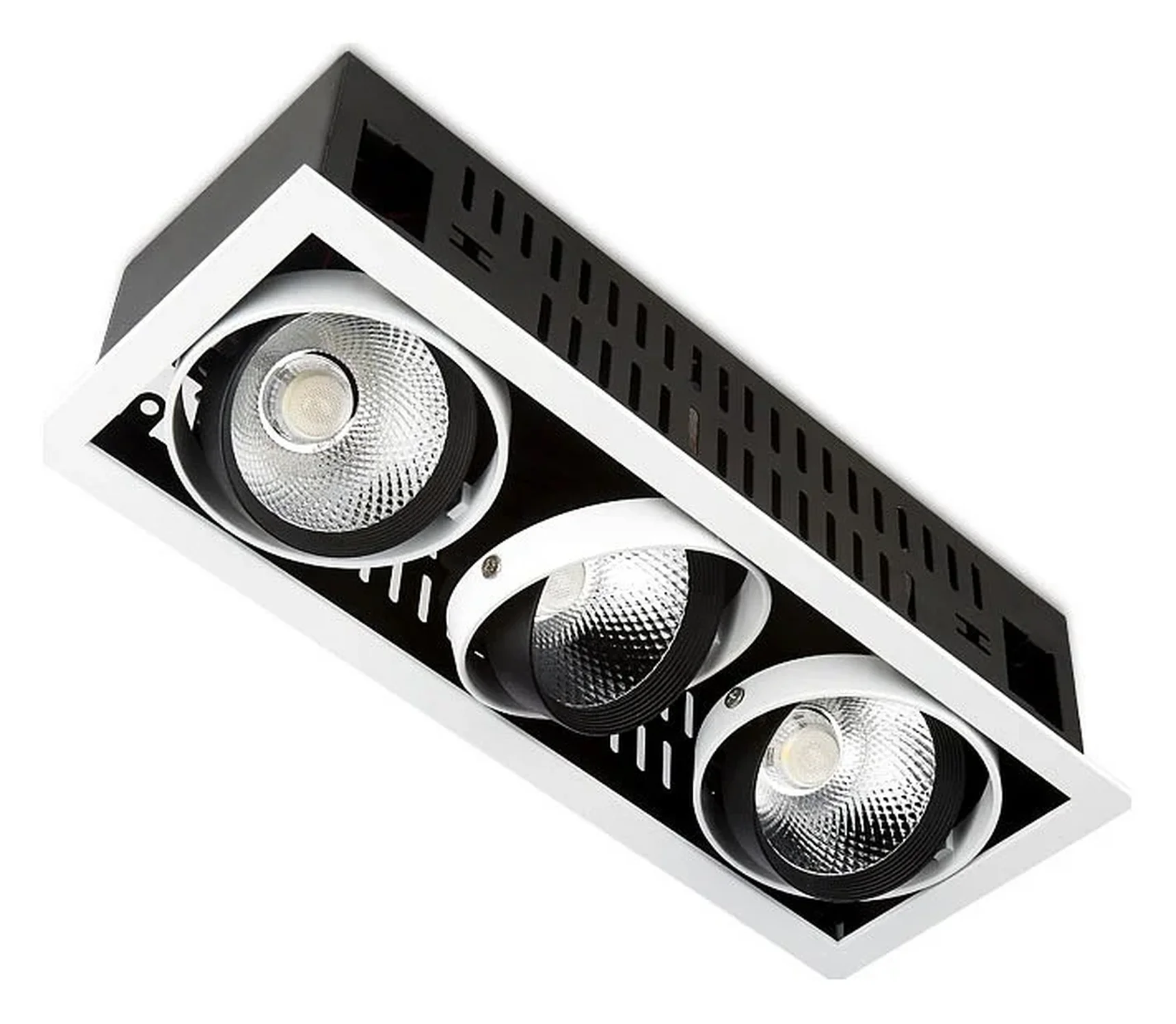 Карданный встраиваемый светодиодный светильник T813 BK/CH 3*12W 4200K