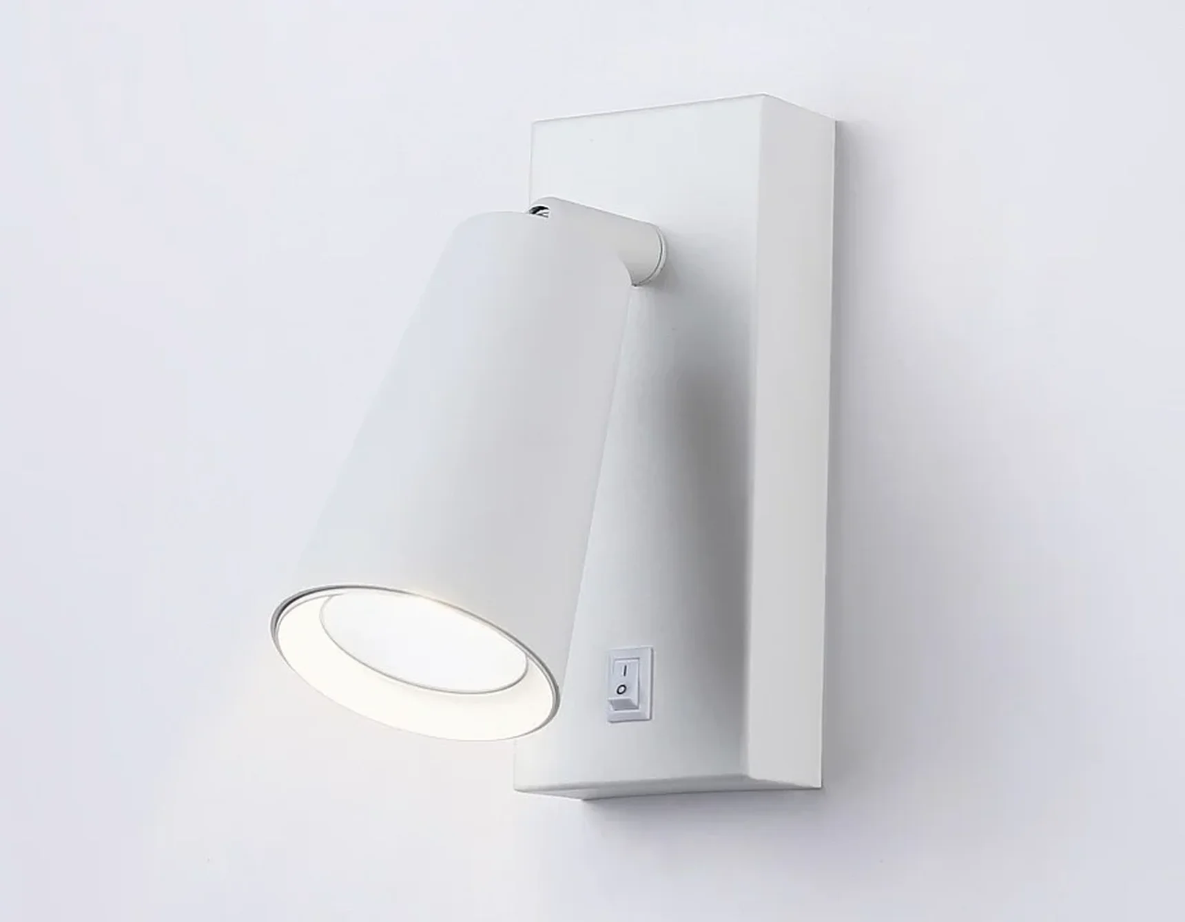 Светильник настенный TA13141 WH белый GU10 max 12W 145*60*90
