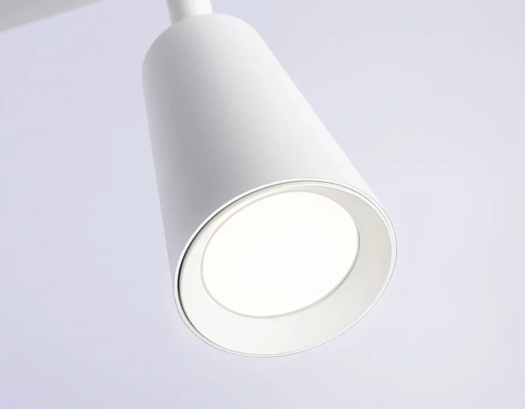 Светильник накладной TA13148/3 WH белый GU10/3 max 12W 445*60*130