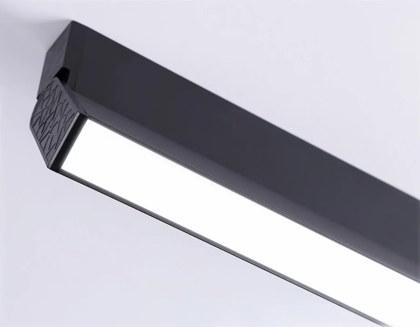 Светильник светодиодный накладной TA1821 BK черный LED 12W 4200K 230*22*87