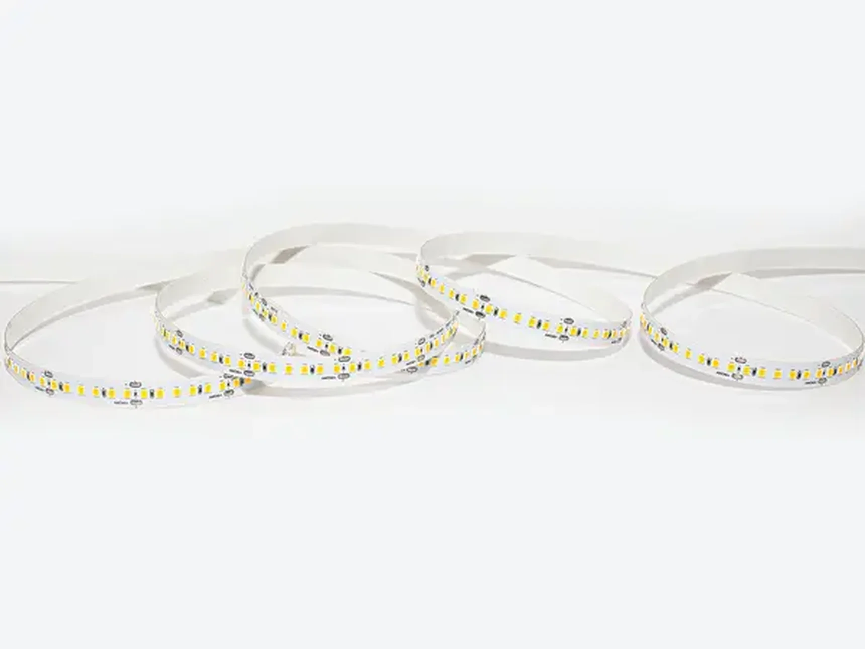 Светодиодная лента 2835 180/м (16Вт/м) 24В теплая 008844