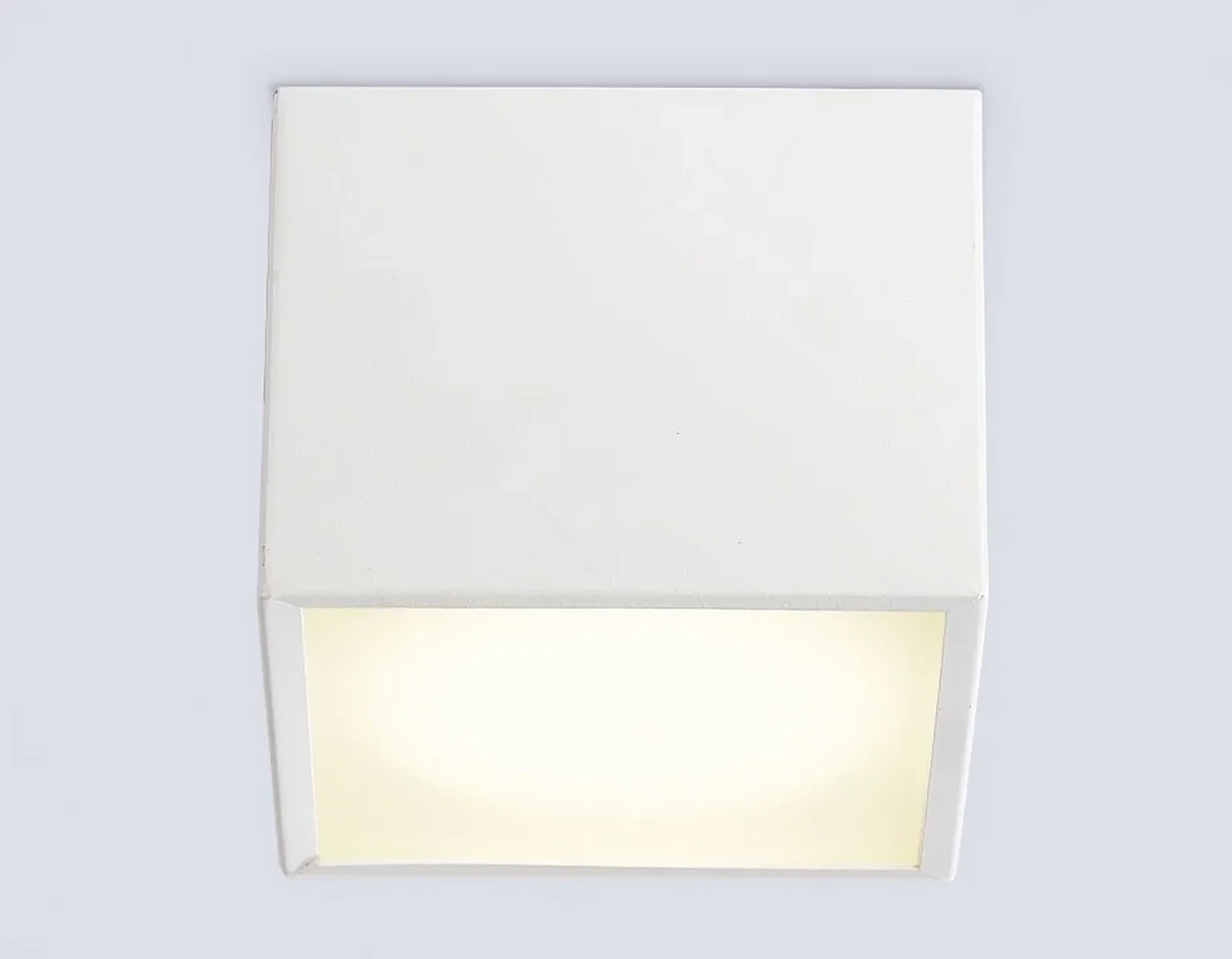 Накладной светильник со сменной лампой GX53 TN6530 WH белый IP44 GX53 100*100*80