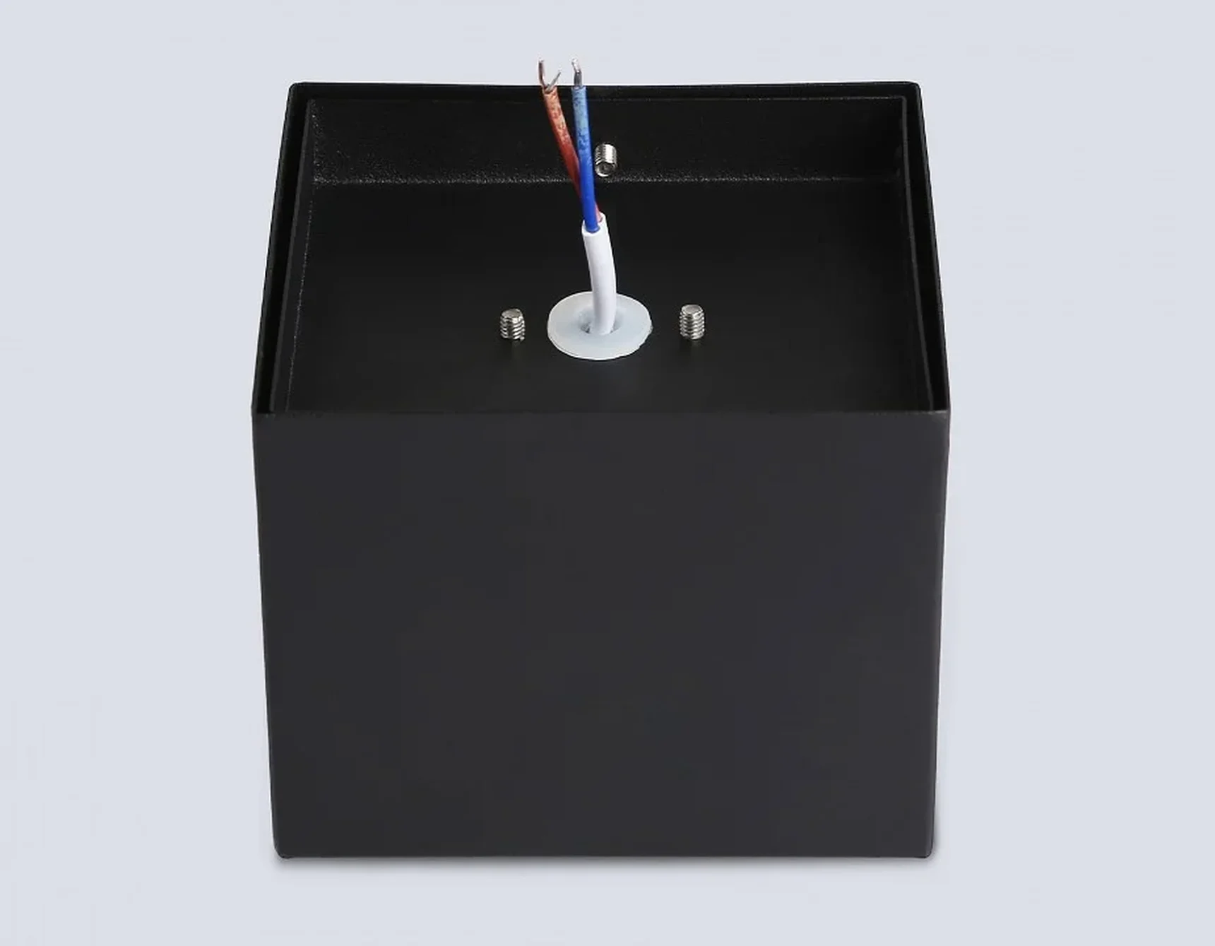 Накладной светильник со сменной лампой GX53 TN6532 BK черный IP44 GX53 100*100*80