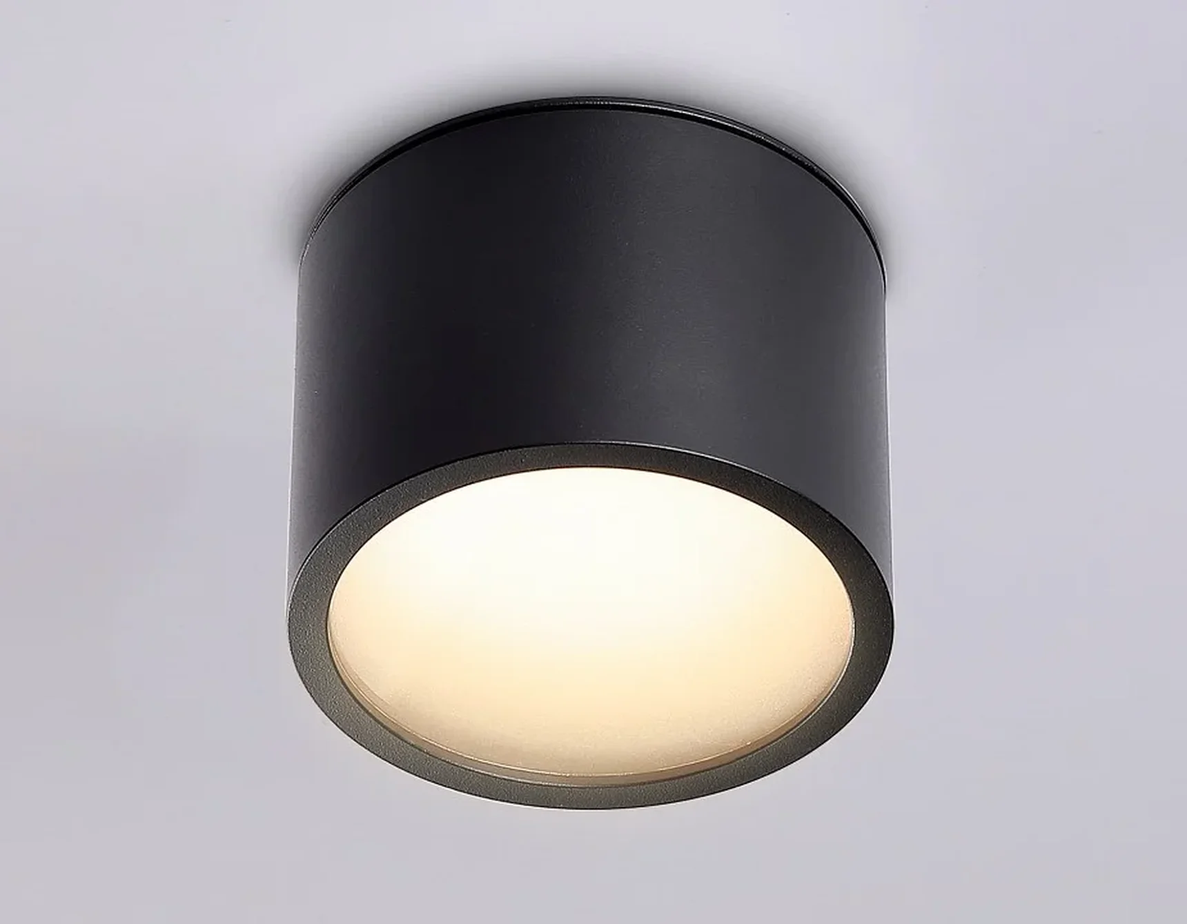 Светильник накладной TN6551 BK черный IP44 GX53 max 15W D82*60
