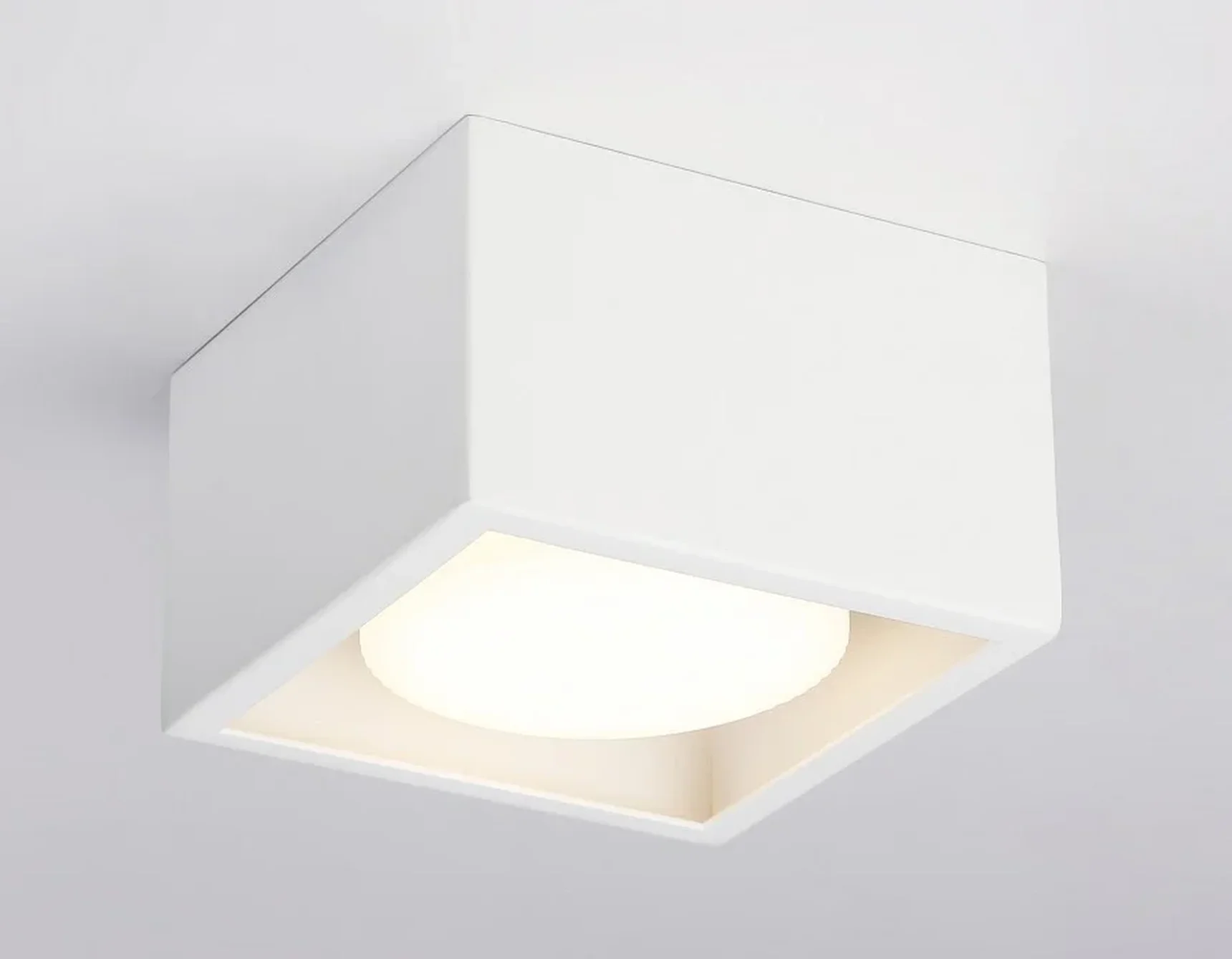Светильник накладной TN70825 WH белый GX53 max 12W 100*100*60