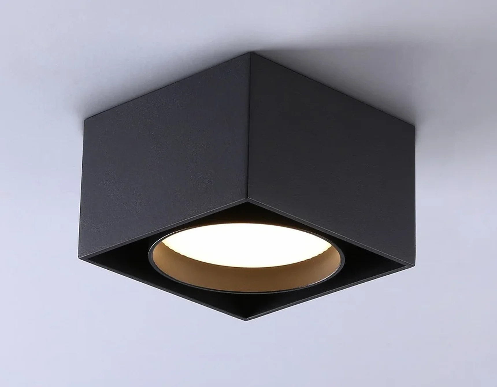 Светильник накладной TN70866 BK черный GX53 max 12W 95*95*62