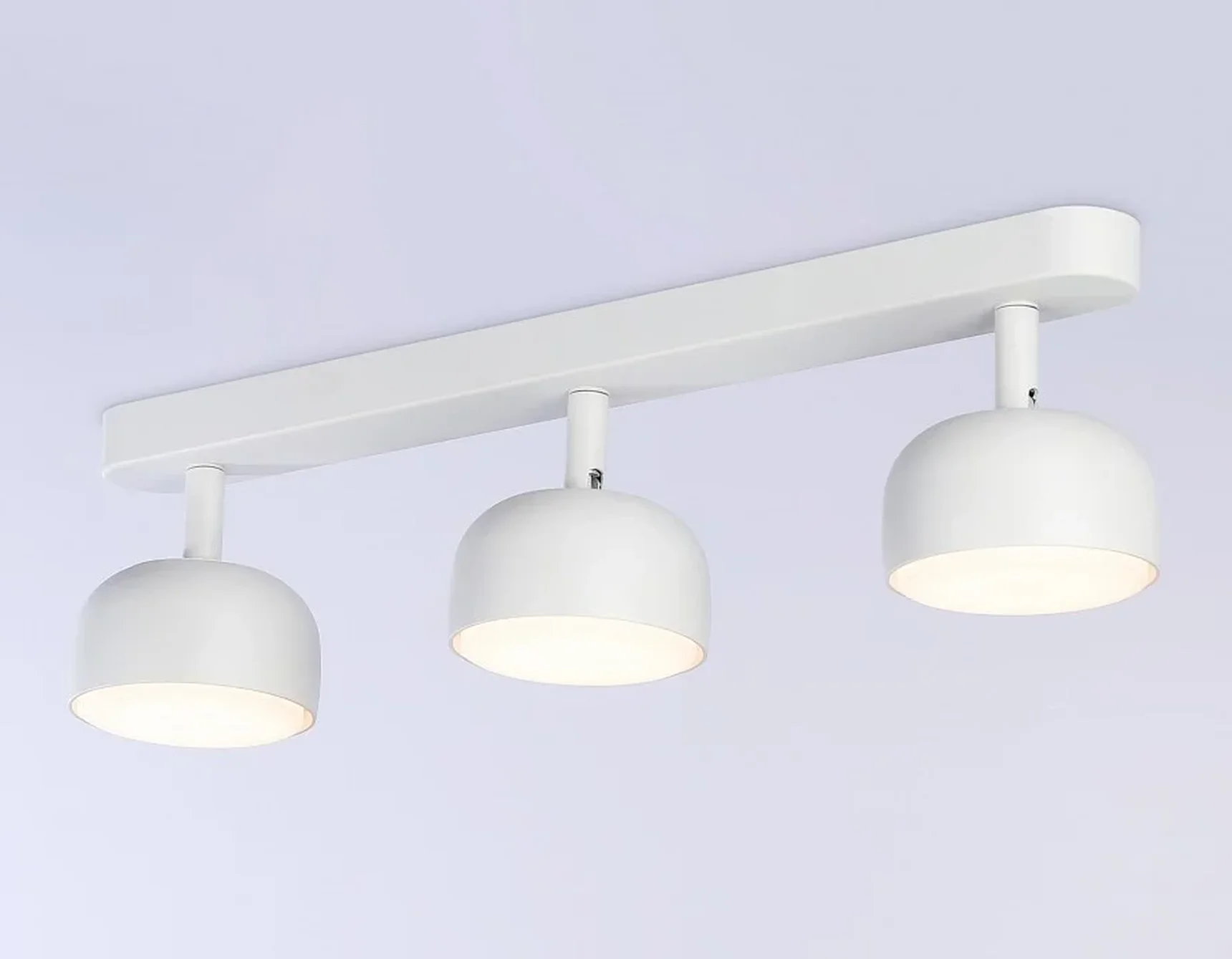 Светильник накладной TN71015/3 WH белый GX53/3 max 12W 400*80*90