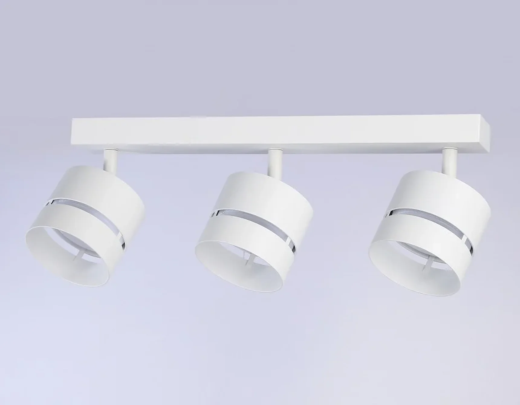 Светильник накладной TN71062/3 WH белый GX53/3 max 12W 405*85*150