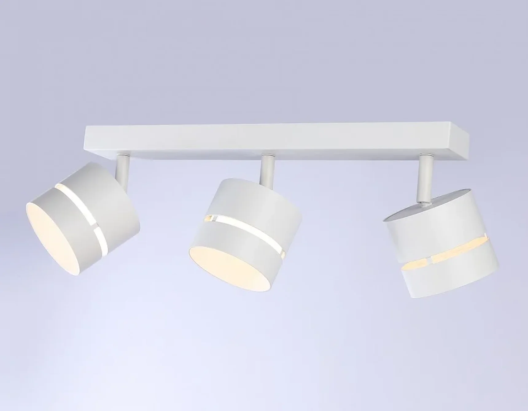 Светильник накладной TN71062/3 WH белый GX53/3 max 12W 405*85*150