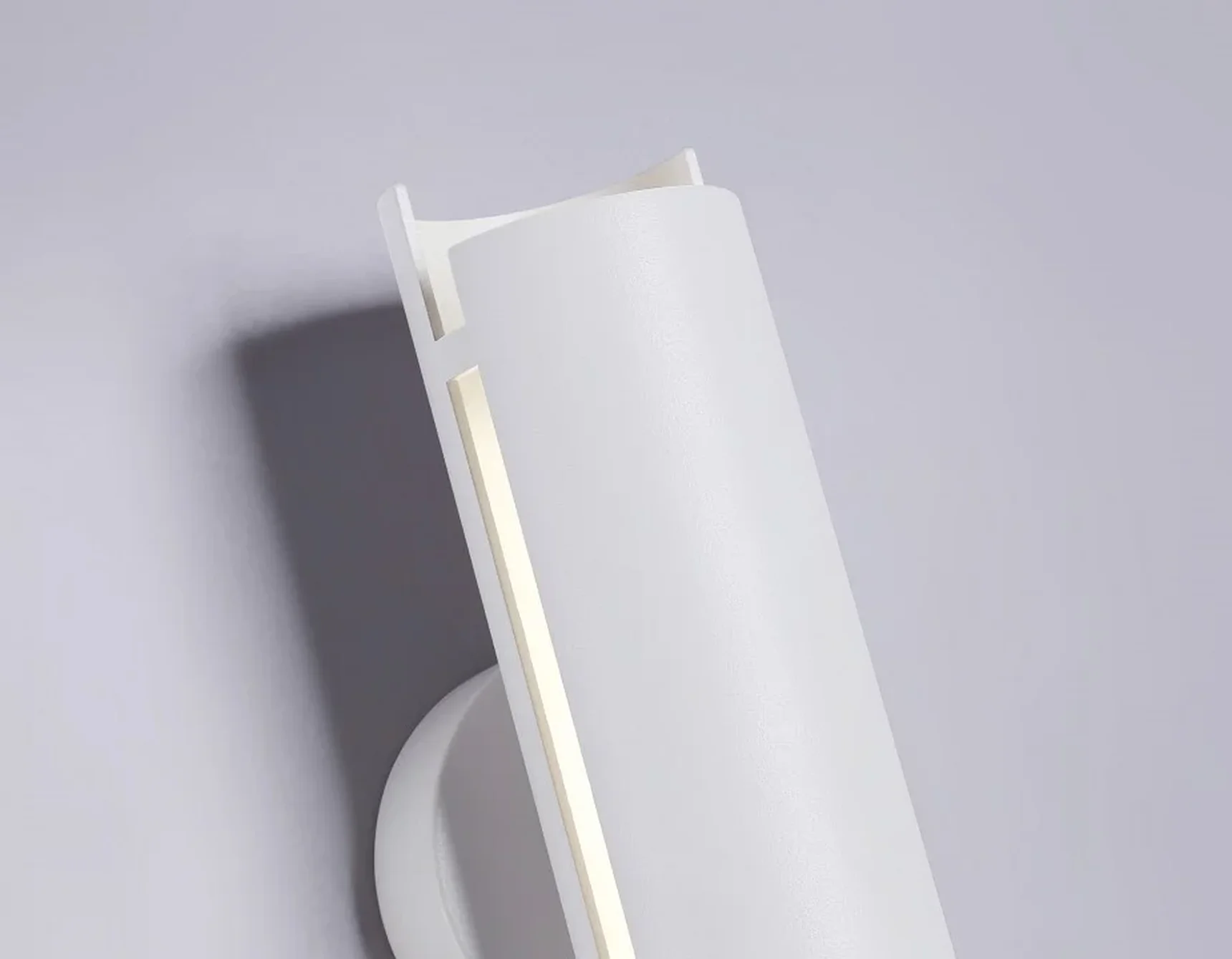 Светильник светодиодный настенный TN71331 WH белый LED 4W 4200K 230*60*100