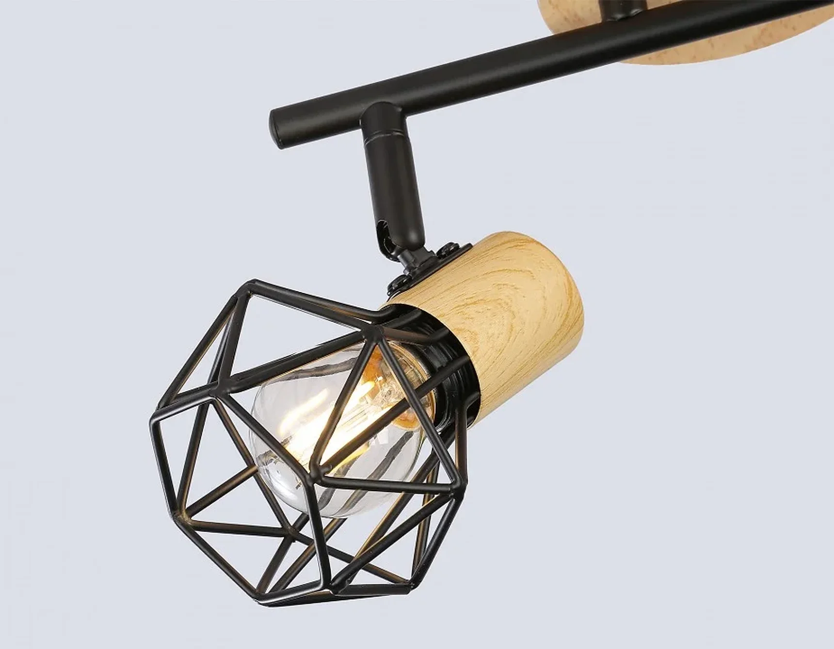 Настенно-потолочный спот в стиле лофт TR8752/2 BK/WD черный/дерево IP20 E27/2 310*115*200