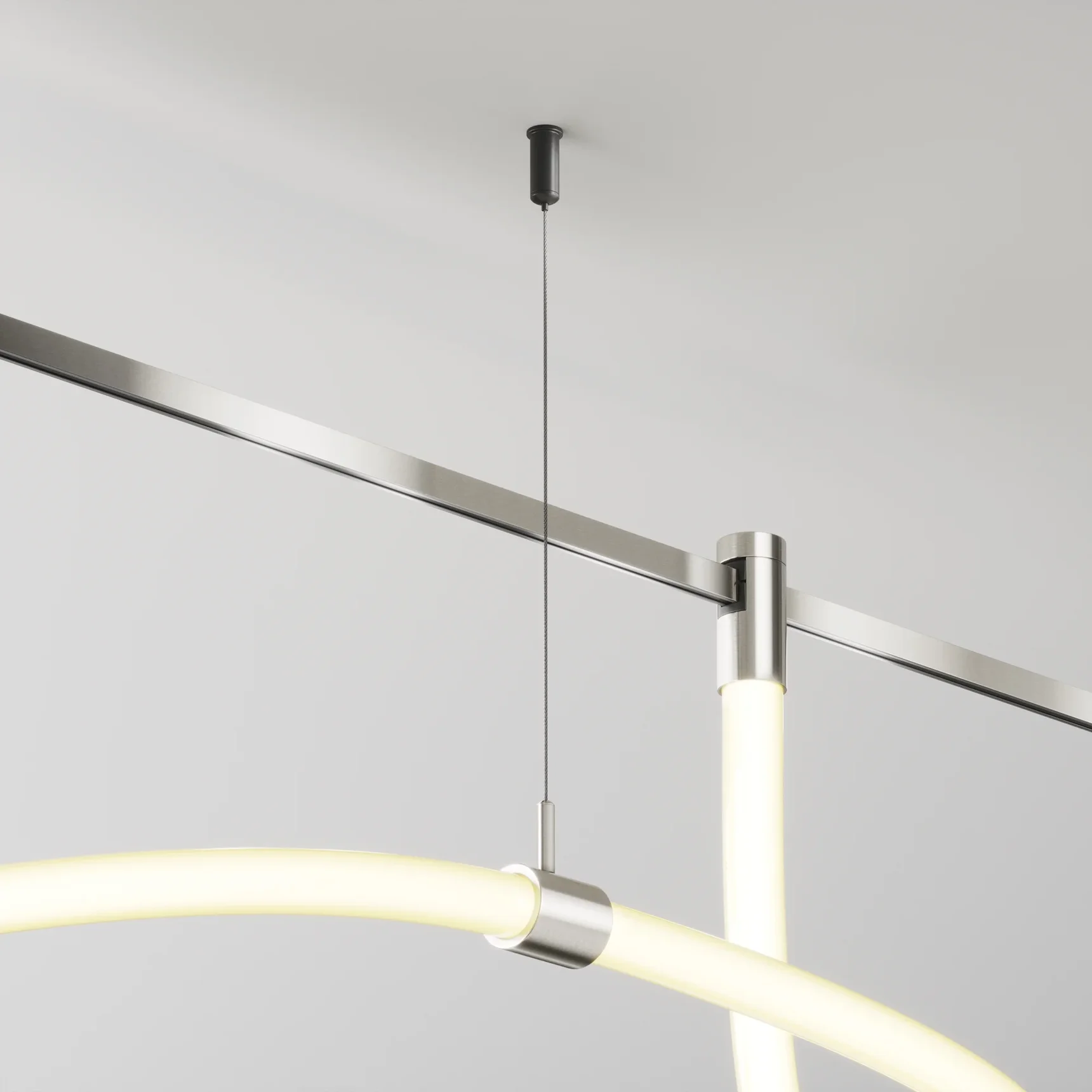 Потолочный коннектор с тросовым подвесом Tau в шинопровод Flarity платина, TRA154CSW-1PT