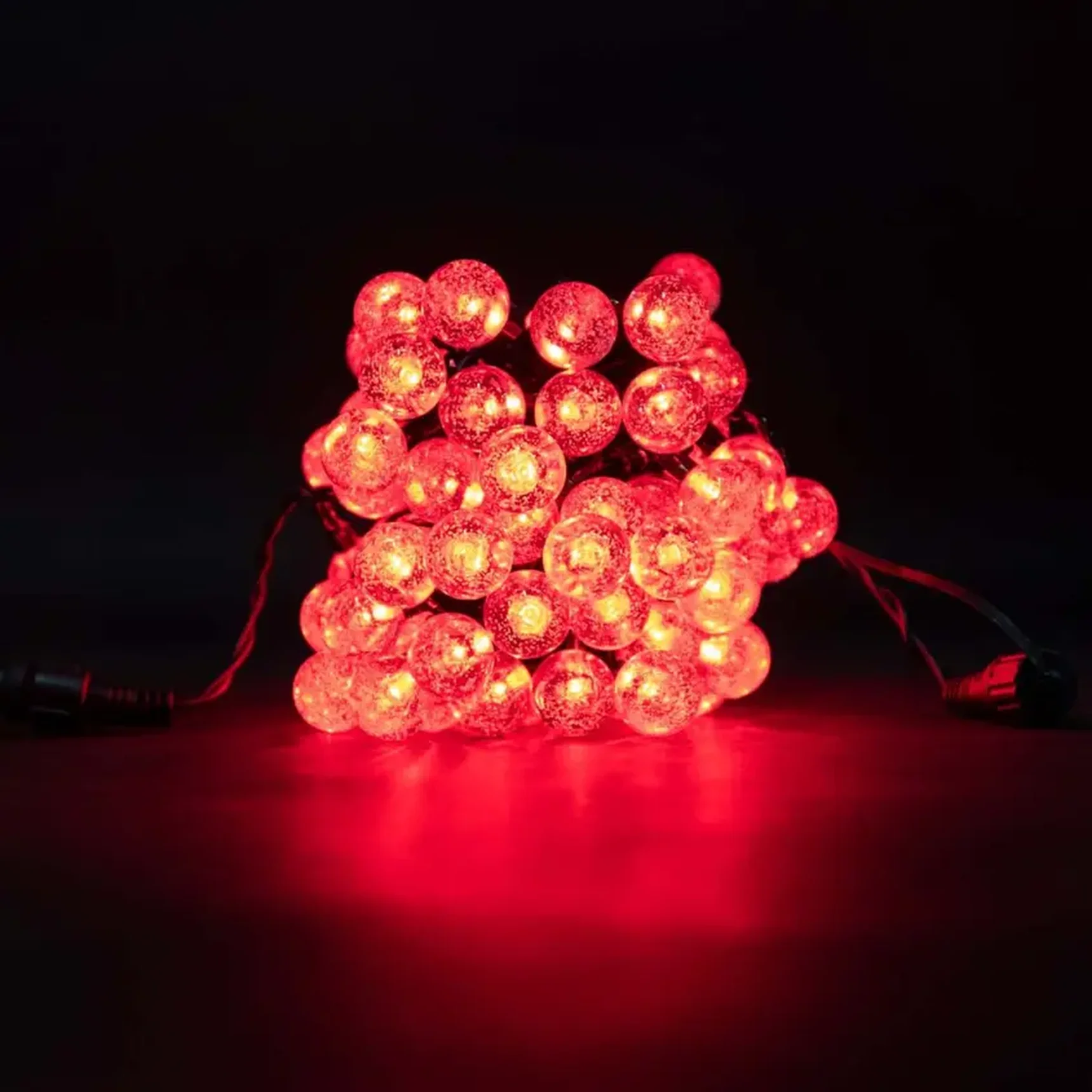 Гирлянда «Шарики» 10м Красная 9В, Диаметр Шарика 23мм, 100 LED, Провод Черный ПВХ, IP54