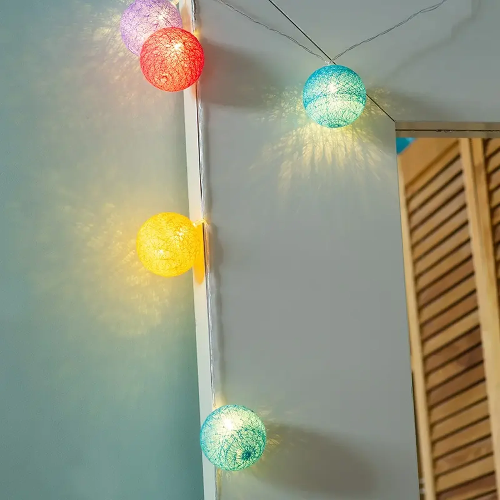 Тайские фонарики Фейерверк 1,5 м, прозрачный ПВХ, 10 LED, теплый белый, питание 2 х АА (батарейки не в комплекте)