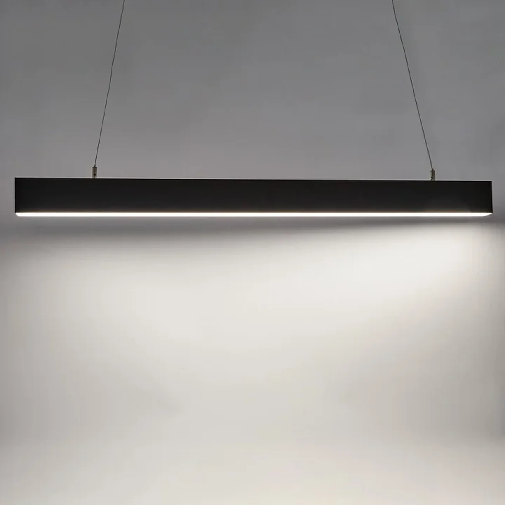 ULO-K10D 12W/4000K/L50 IP40 BLACK Светильник линейный светодиодный подвесной. Белый свет (4000K). 1350Лм. Алюминий. Цвет черный