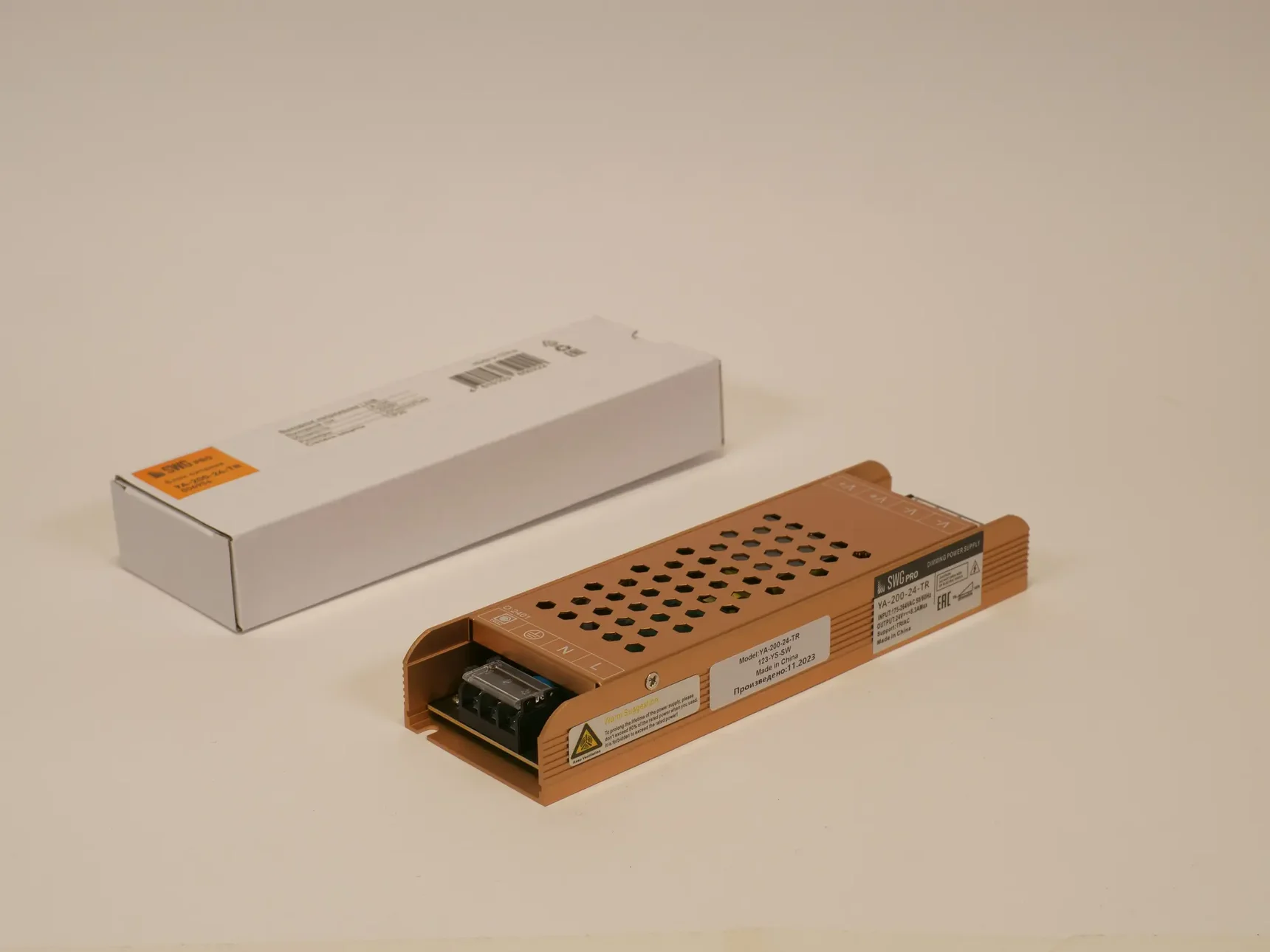 Блок питания для светодиодной ленты, с диммированием TRIAC 200Вт, 24В, YA-200-24-TR