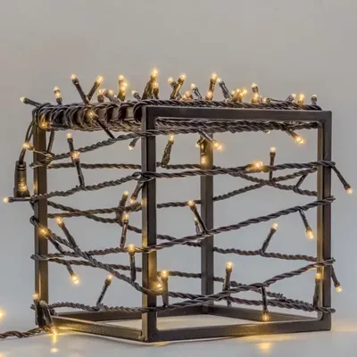 Гирлянда Нить 10м Тепло-Белая 220В, 100 LED, Провод Черный ПВХ, IP54