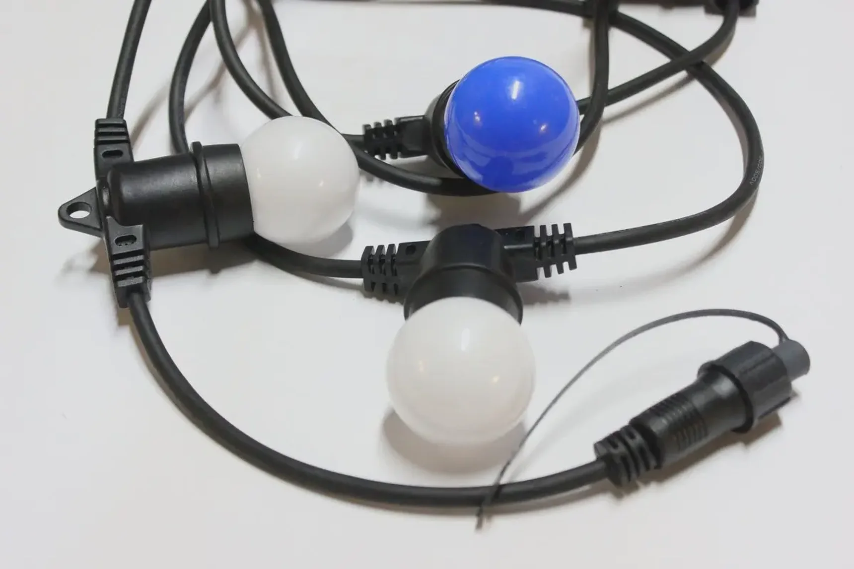 LED-2BLR-10M-20Е27-240V-BL Гирлянда Белт-лайт IP65, 10м, черные провод и 20 патронов Е27. Neo-Neon