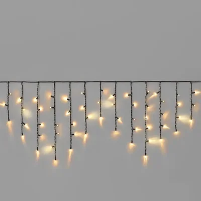 Гирлянда Бахрома INOXHUB 3×0.6м, мерцающая тёплым белым, 220В, IP65, чёрная резина 3.3мм, ТЁПЛАЯ БЕЛАЯ