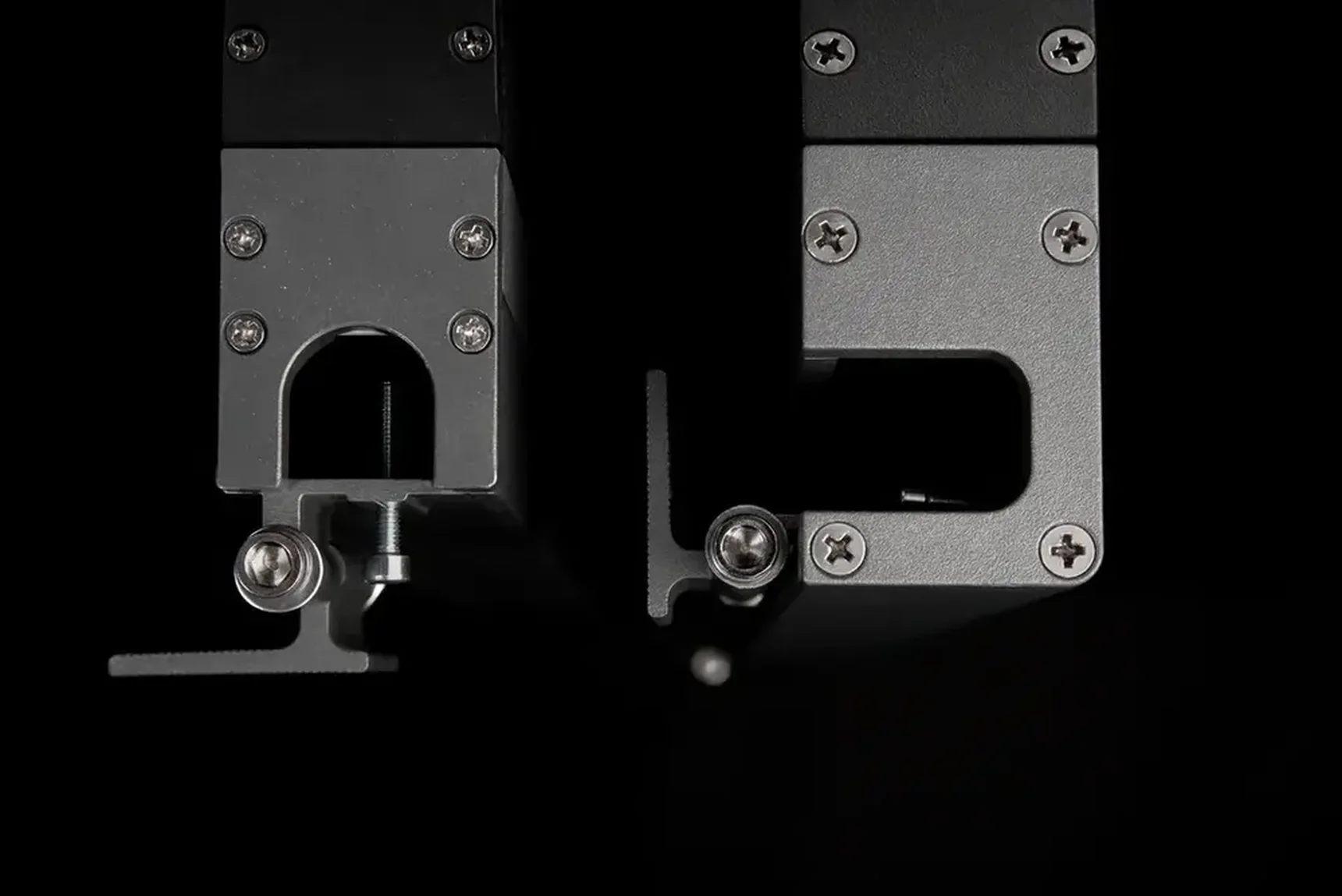 Архитектурный линейный светодиодный прожектор ЭМИТТЕР 36Z-500-220-10-CW